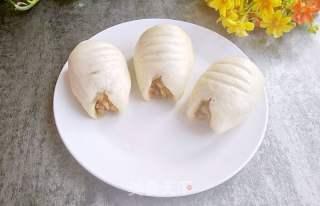 猪蹄花卷的做法视频,家常美味，简单易学的传统面点制作