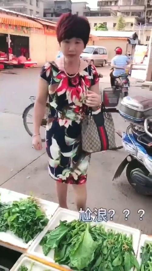 阿姨 视频,温馨日常瞬间捕捉