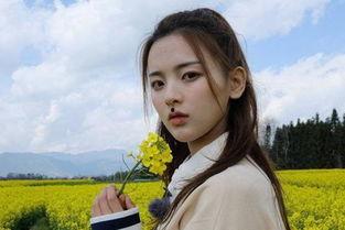 杨超越划水视频,揭秘明星幕后真相