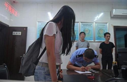 老师打学生屁股视频,老师打学生屁股事件引发社会关注