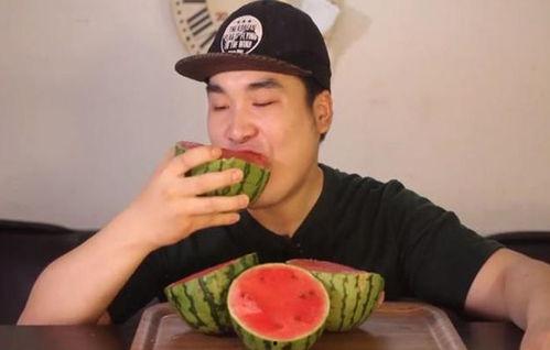 网红被爆料吃瓜,背后真相引发热议