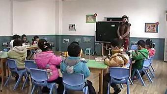 幼儿园小朋友上课视频,宝贝们的学习瞬间